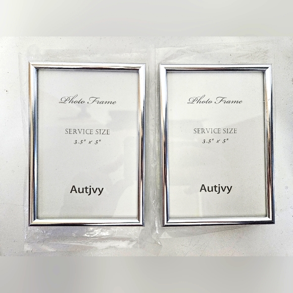 Autjvy 2 pack silver 3.5" x 5" frames - Picture 1 of 4